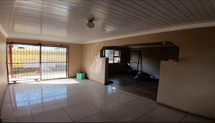 4 Bedroom Property for Sale in Amalinda Eastern Cape